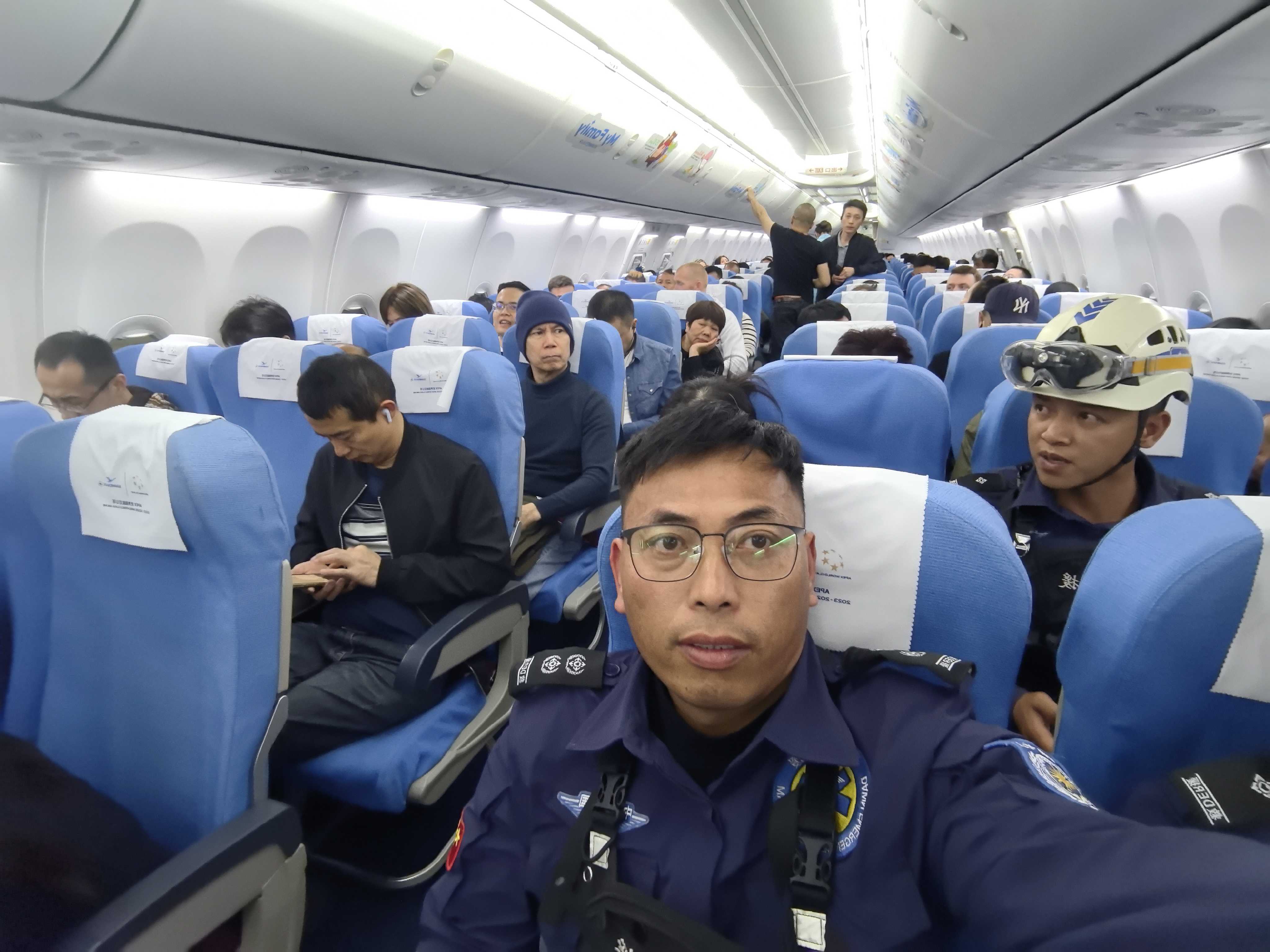 体育赛事-里程碑夜曼城主帅复盘；社区盾冲刺阶段刷纪录；媒体盛赞；临场指挥获称赞的简单介绍-体育赛事